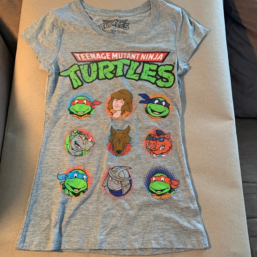 Pre-owned Teenage Mutant Ninja Turtles - 2013 Viacom TShirt - Size S